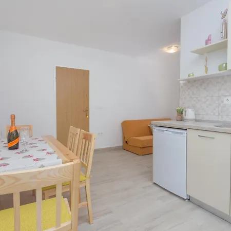 Guest house Sanja Hvar Town