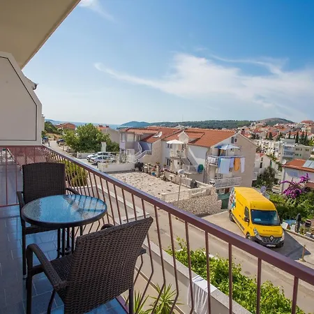 Sanja Guest house