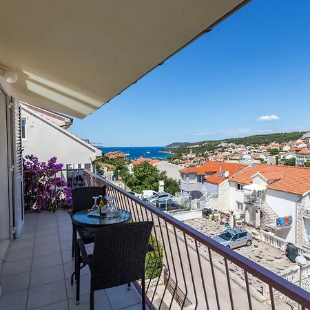 Sanja Guest house 3*
