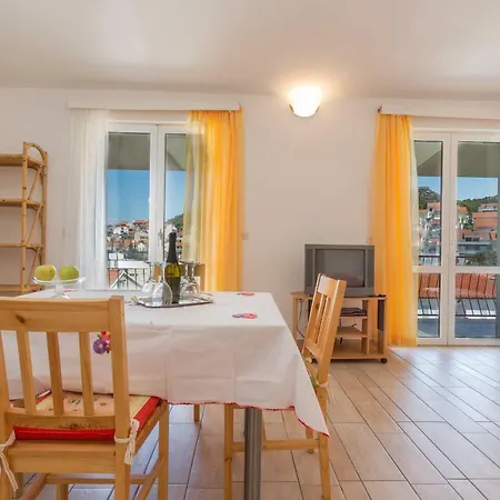 Sanja Guest house