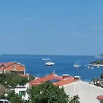 Sanja 3* Hvar Town
